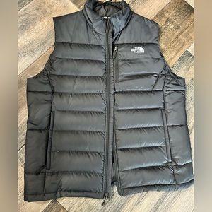 Men’s Northface puffer vest goose down